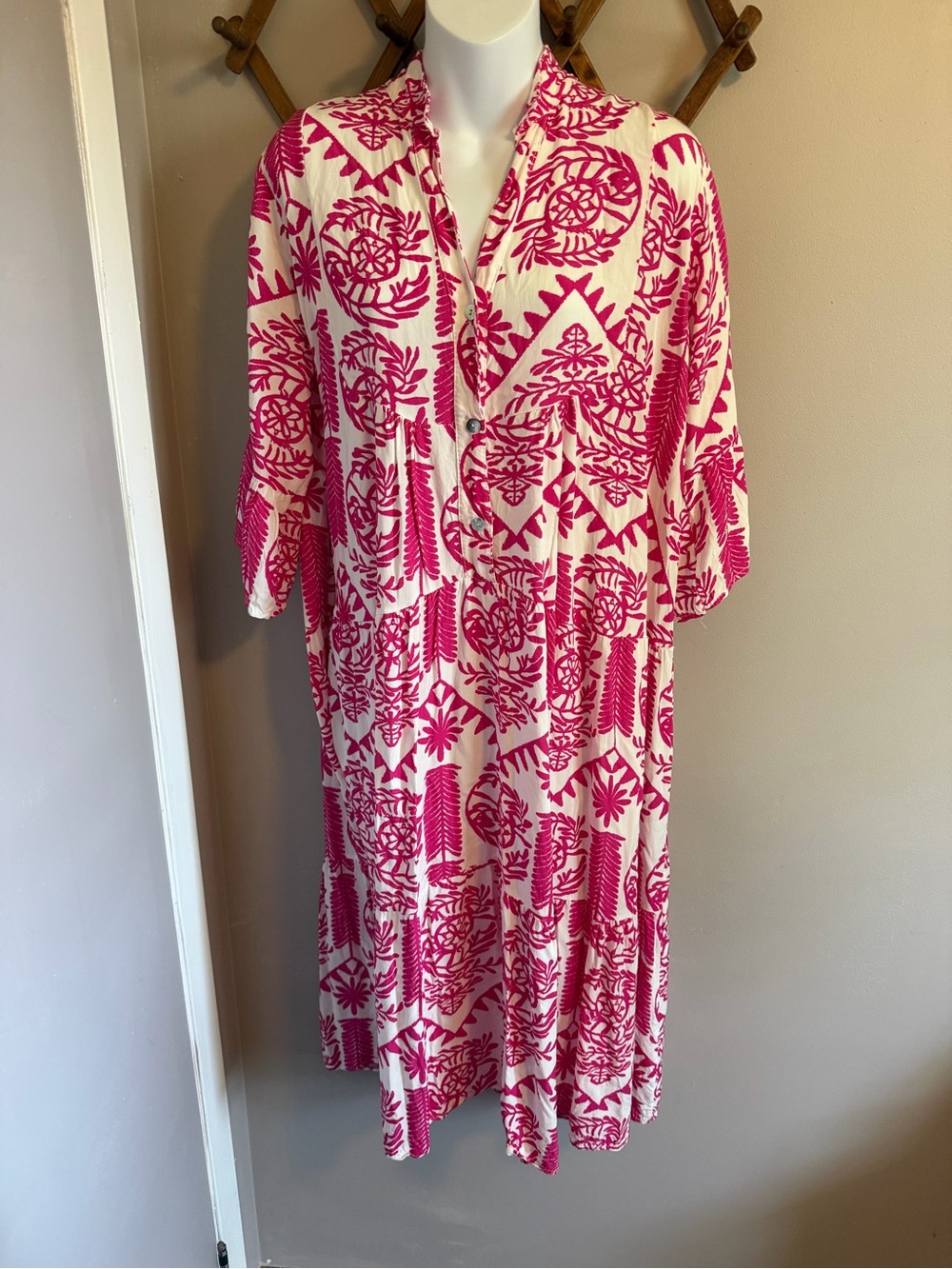 Made in Italy Pink White Batik Graphic Viscose Tiered Midi Dress XXL